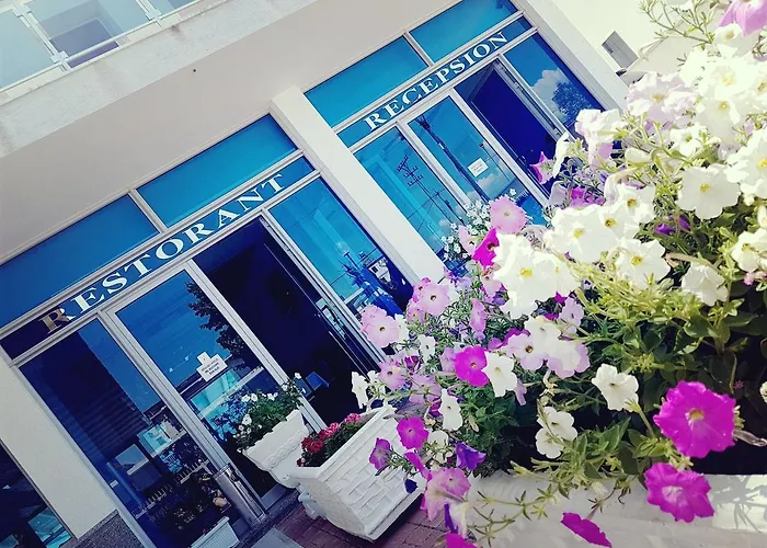 Real Hotel Velipojë